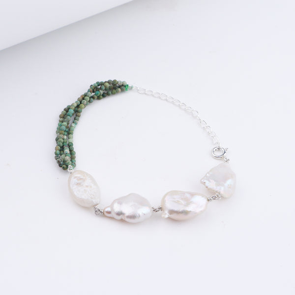 Woman styling Firoza & Freshwater Pearls Half & Half Silver Bracelet