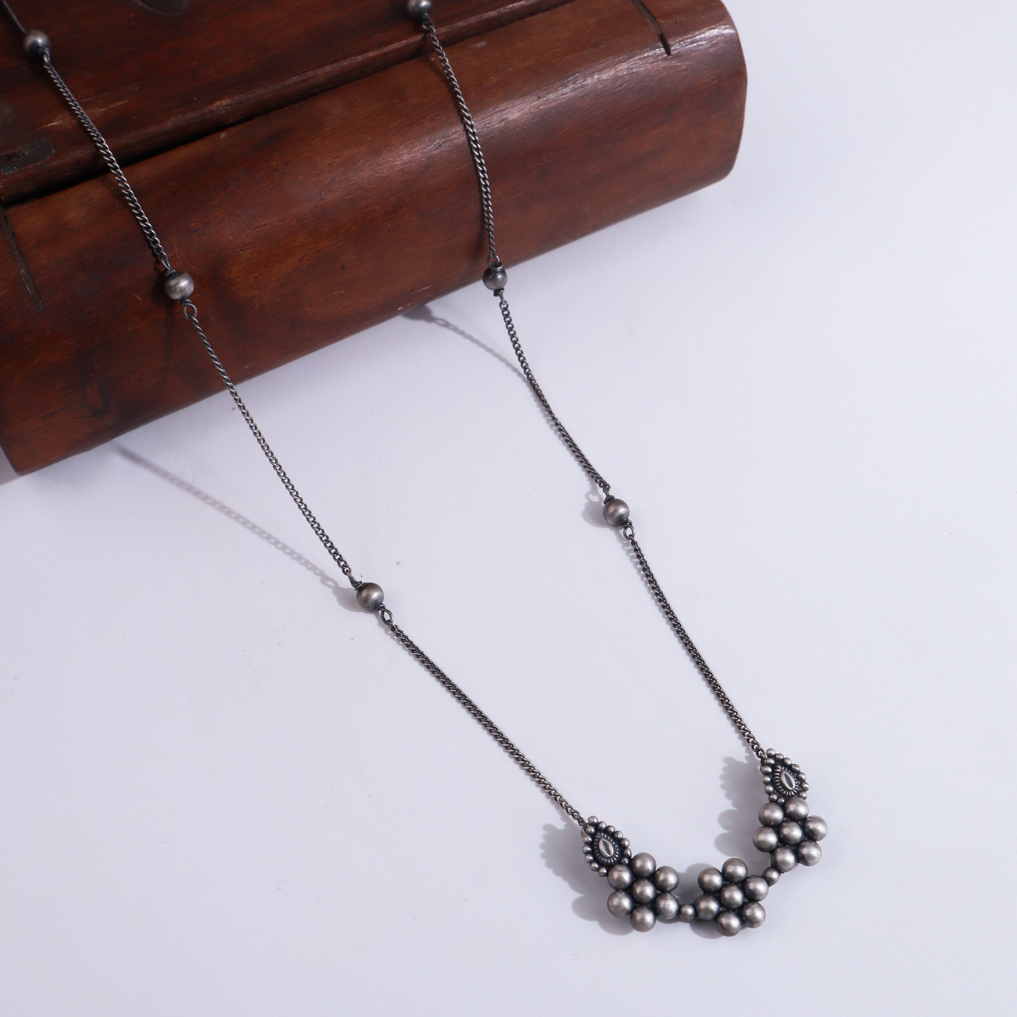 Itihaas Kudi Nath Necklace ( Motif size : Medium )