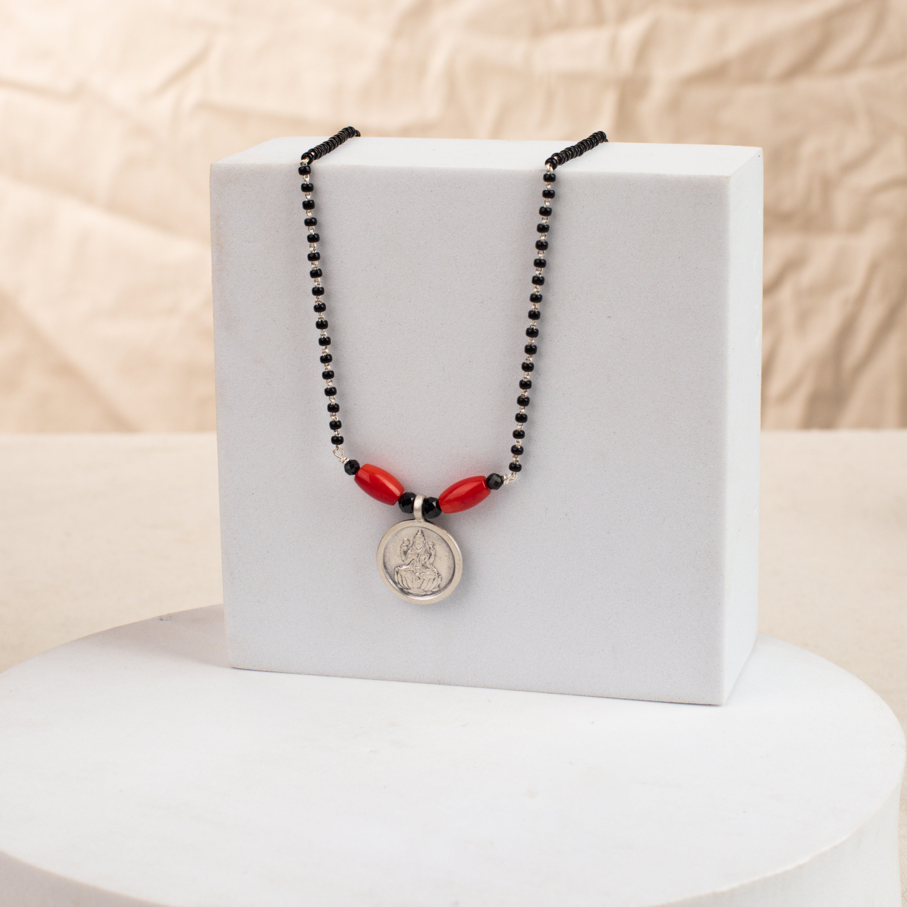 Coral Putali Mangalsutra