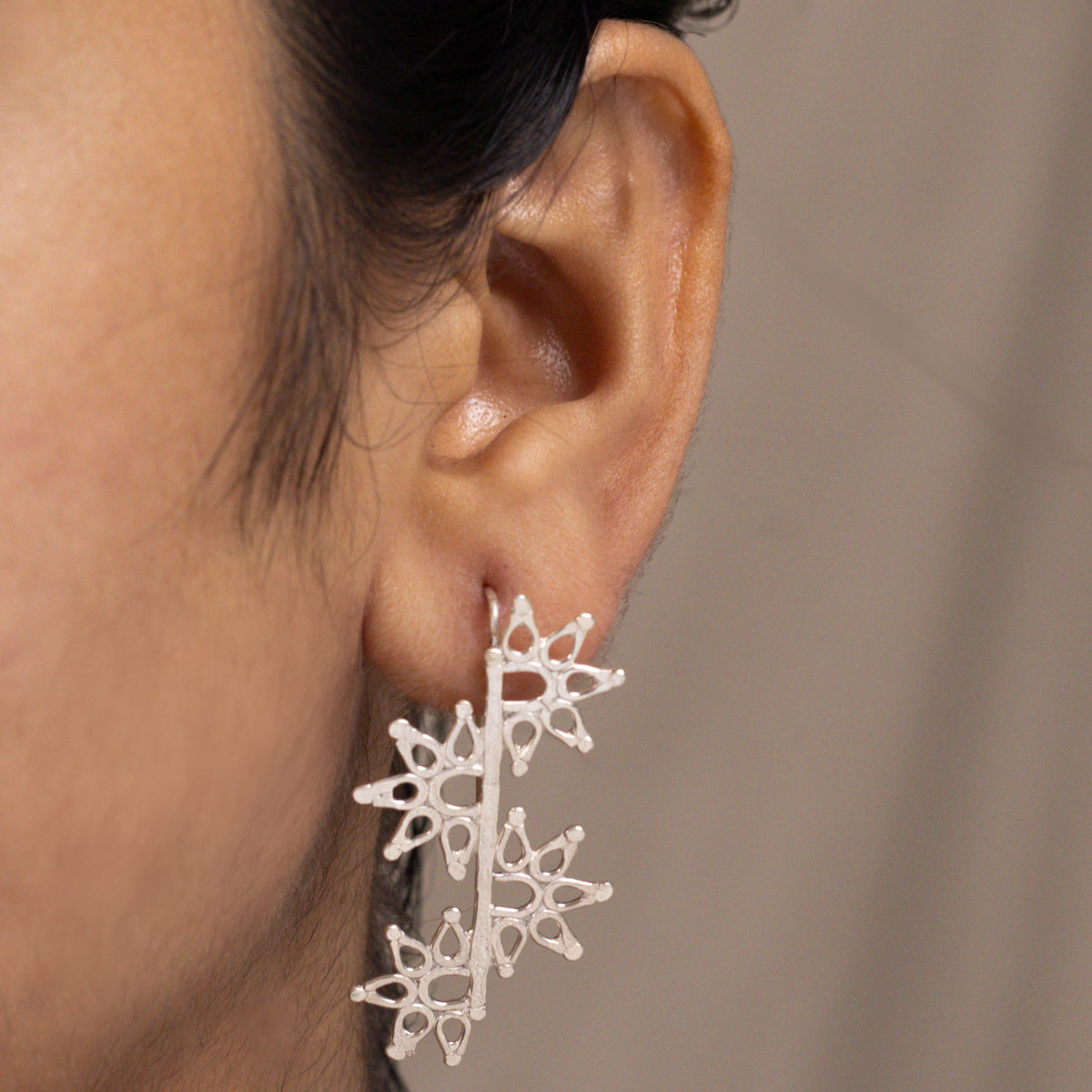 Raatrani Hammered Earring