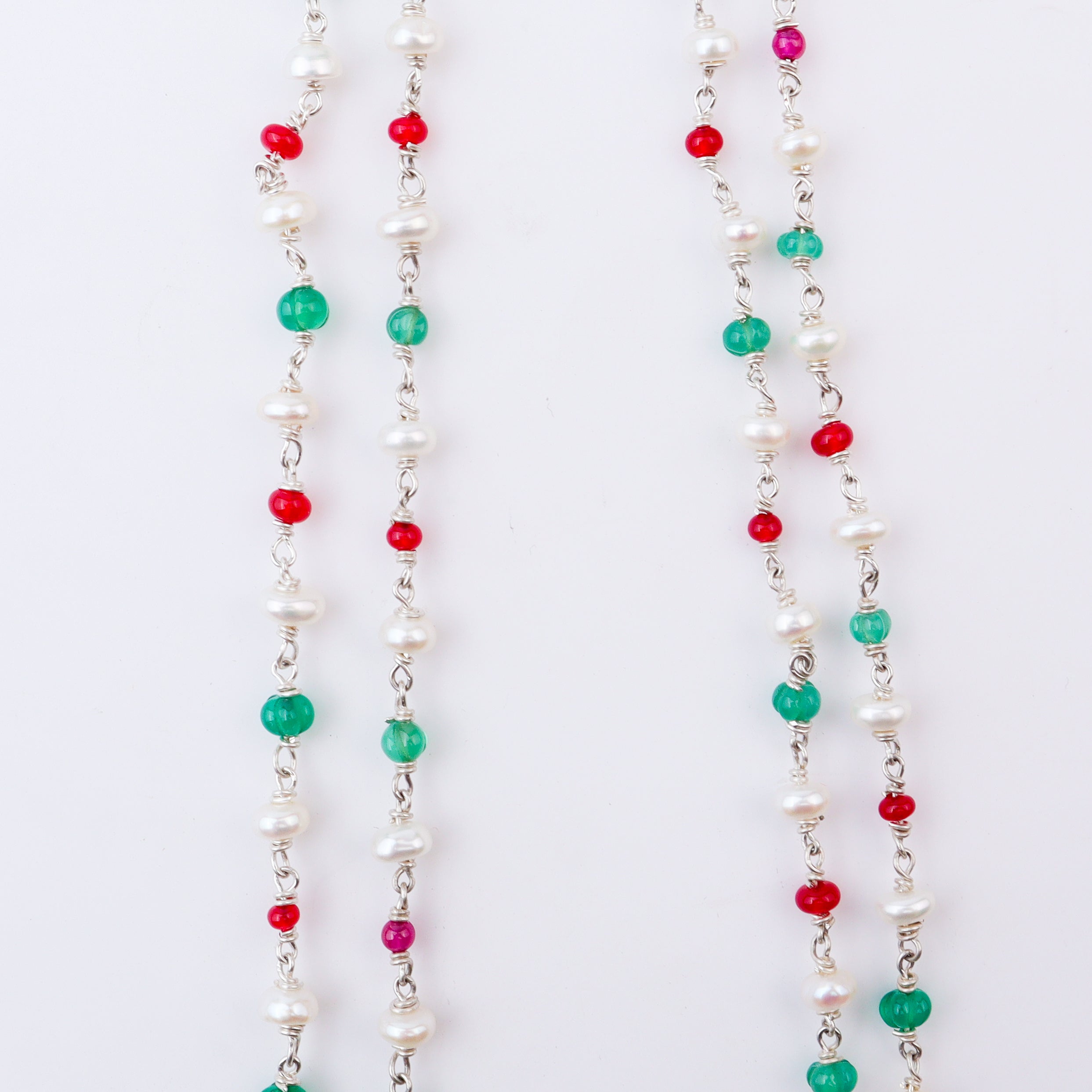 Silver chain necklace with pearls and colorful beads for jewelry accessories