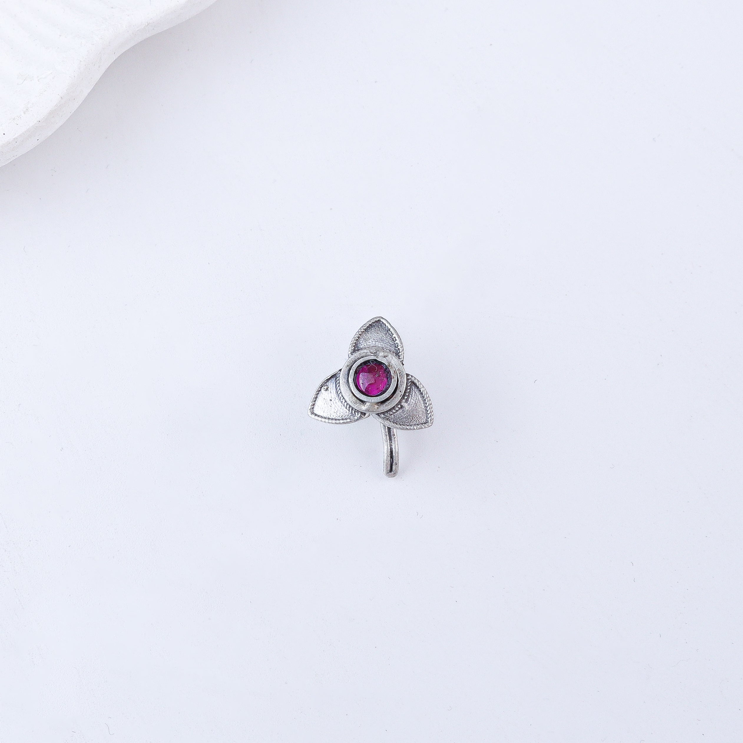 Petal Oxidized Silver Earcuff (Single)