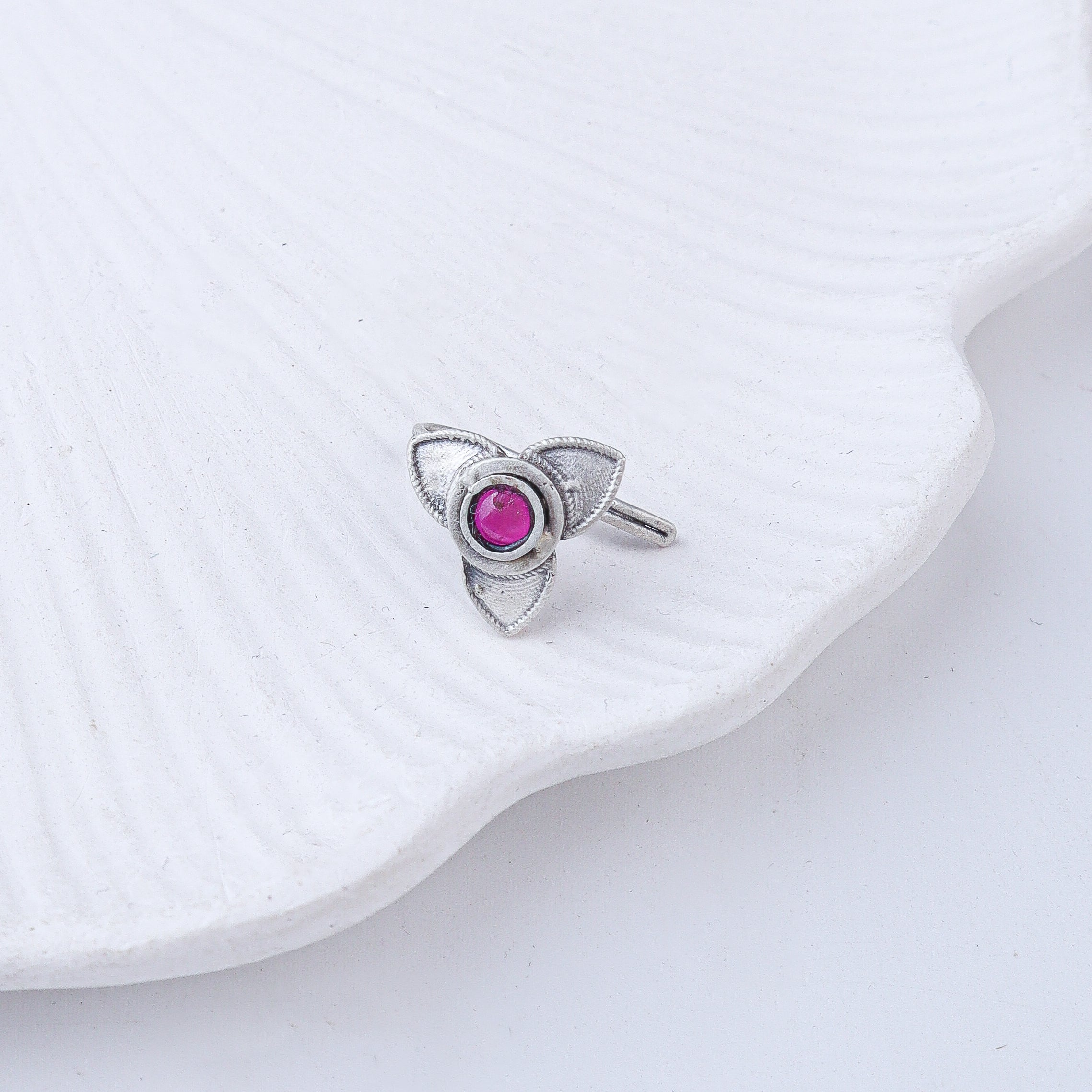 Petal Oxidized Silver Earcuff (Single)