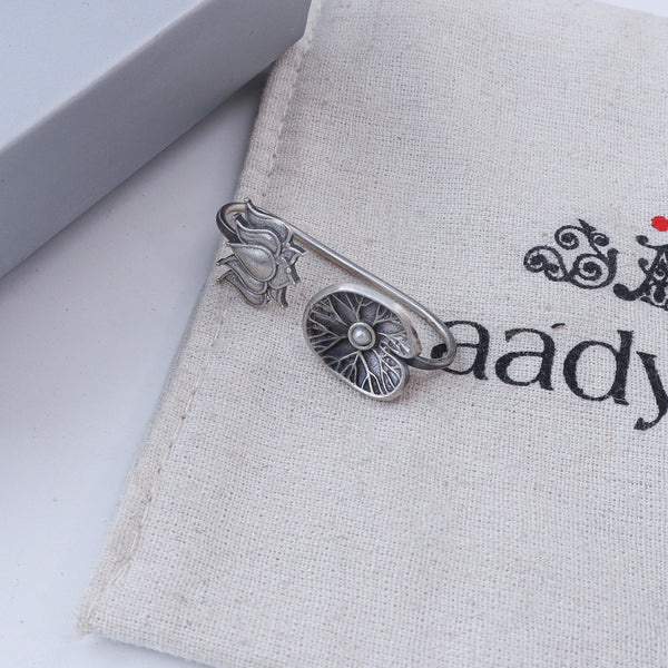 Lotus & Saroj Parna Oxidized Silver Earcuff (Single)