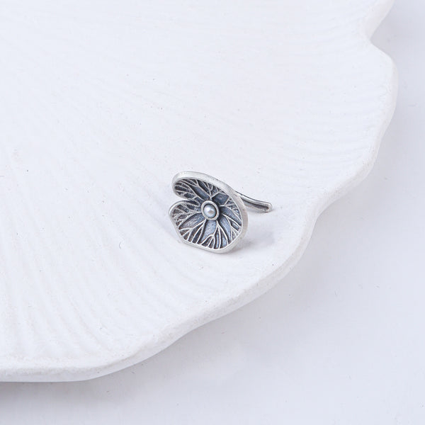 Saroj Parna Oxidized Silver Earcuff (Single)