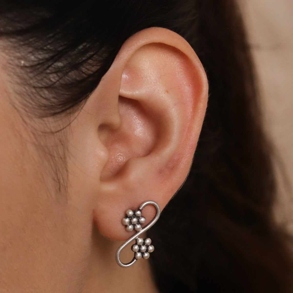 Silver Kudi Leher Earring