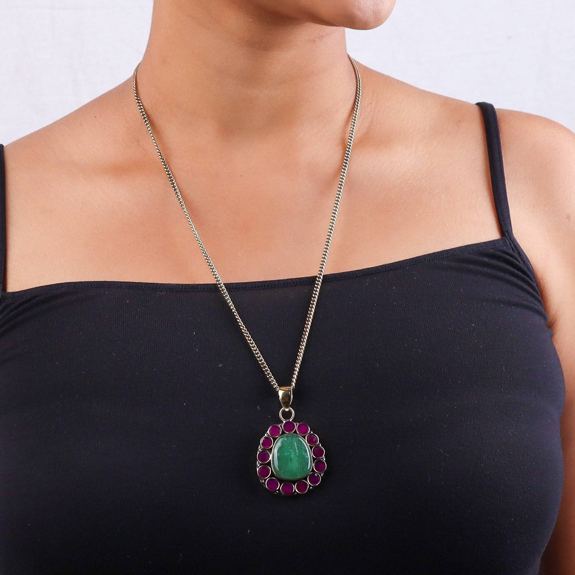 Brass Fashion Pendant & Earrings Set without Chain