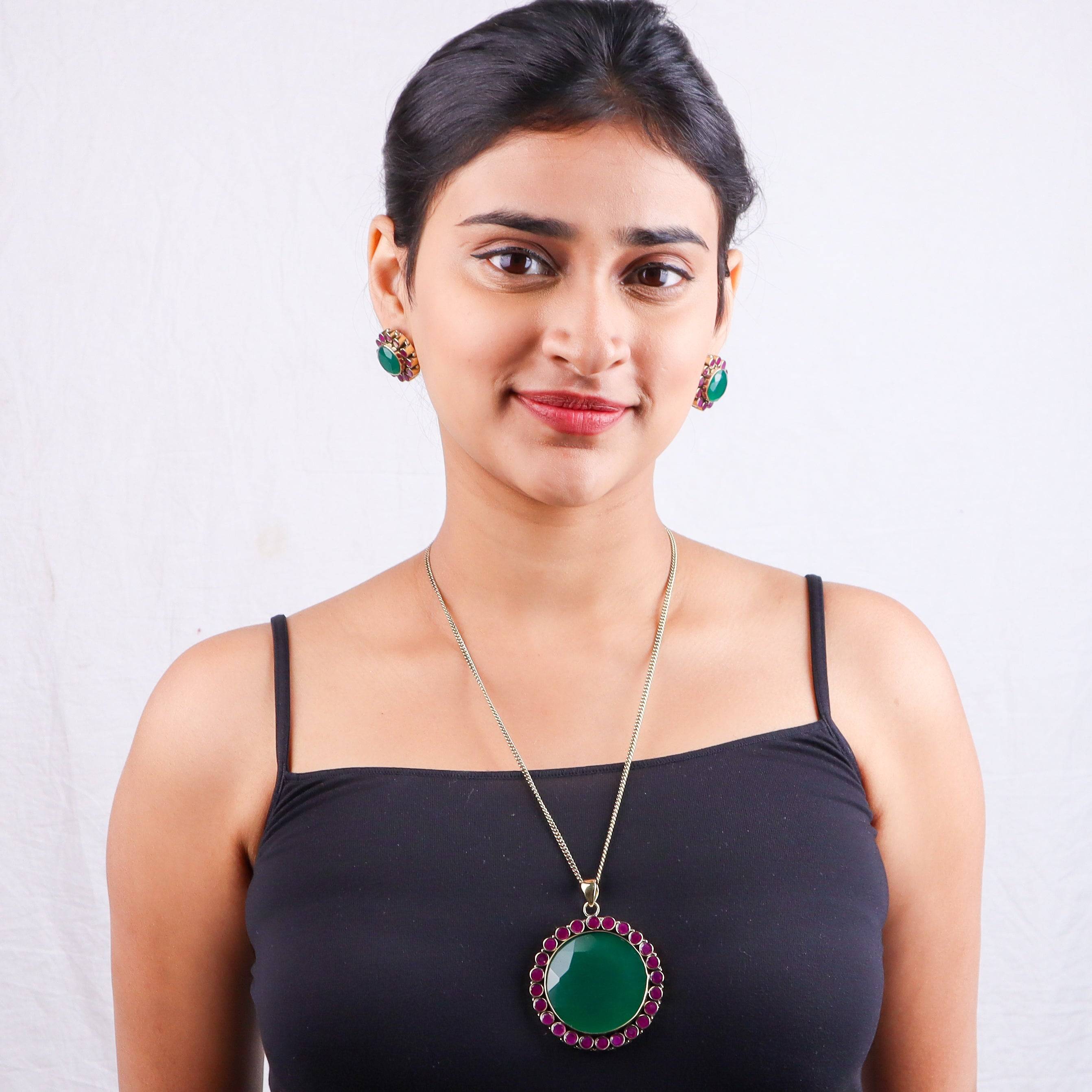 Brass Fashion Pendant & Earrings Set without Chain