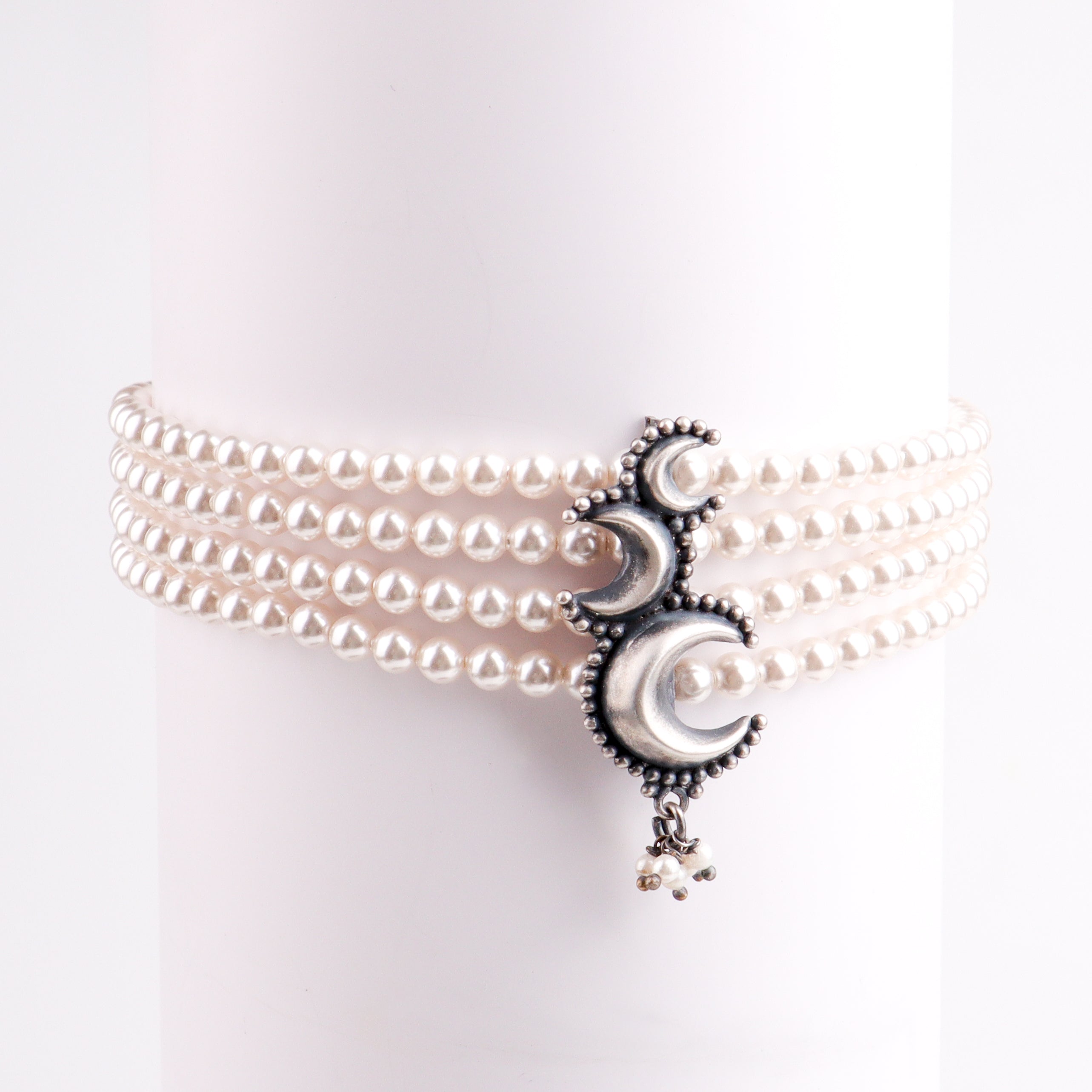 Chandrakor Pearl Choker Necklace