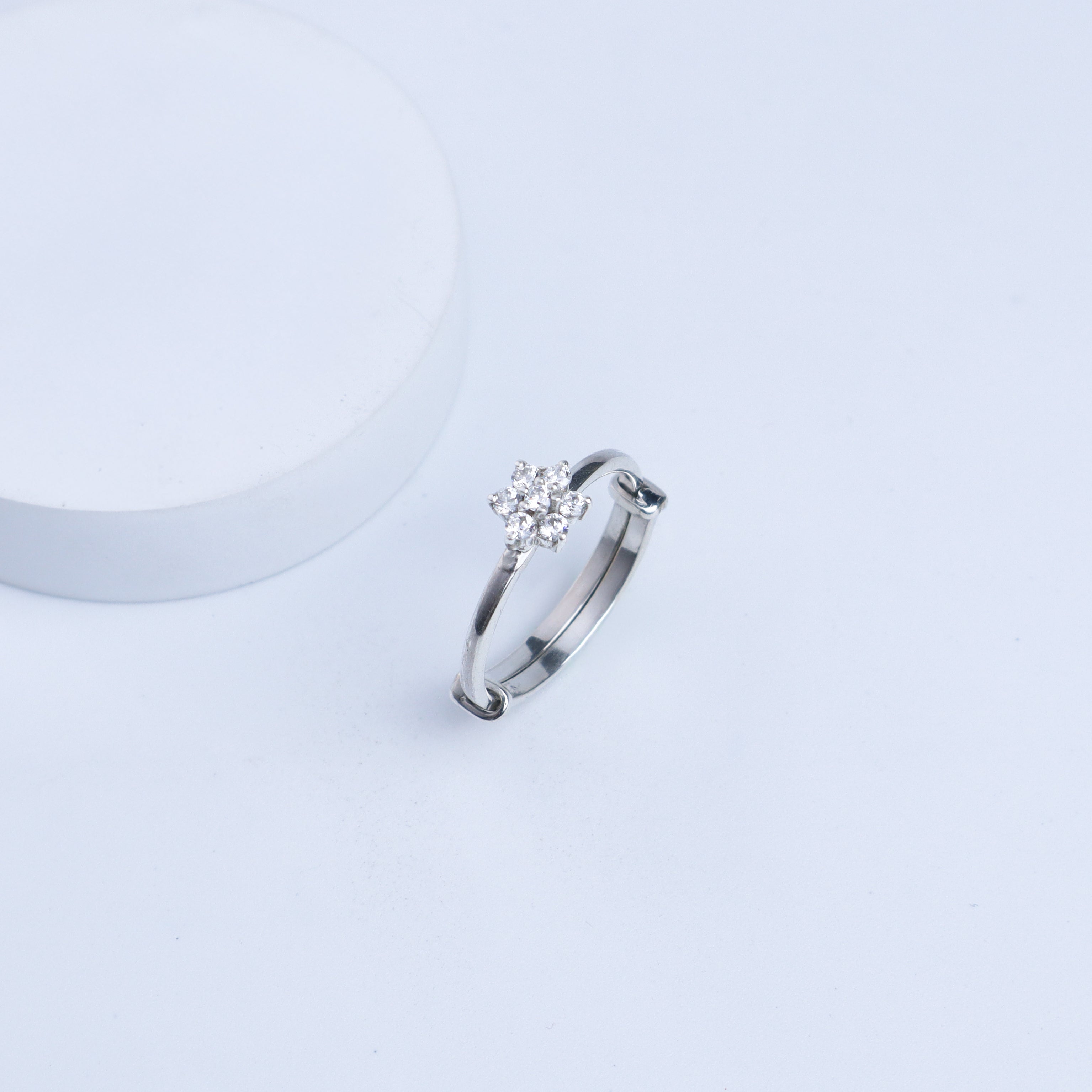 Flower Ring Small | CZ | 92.5 Silver