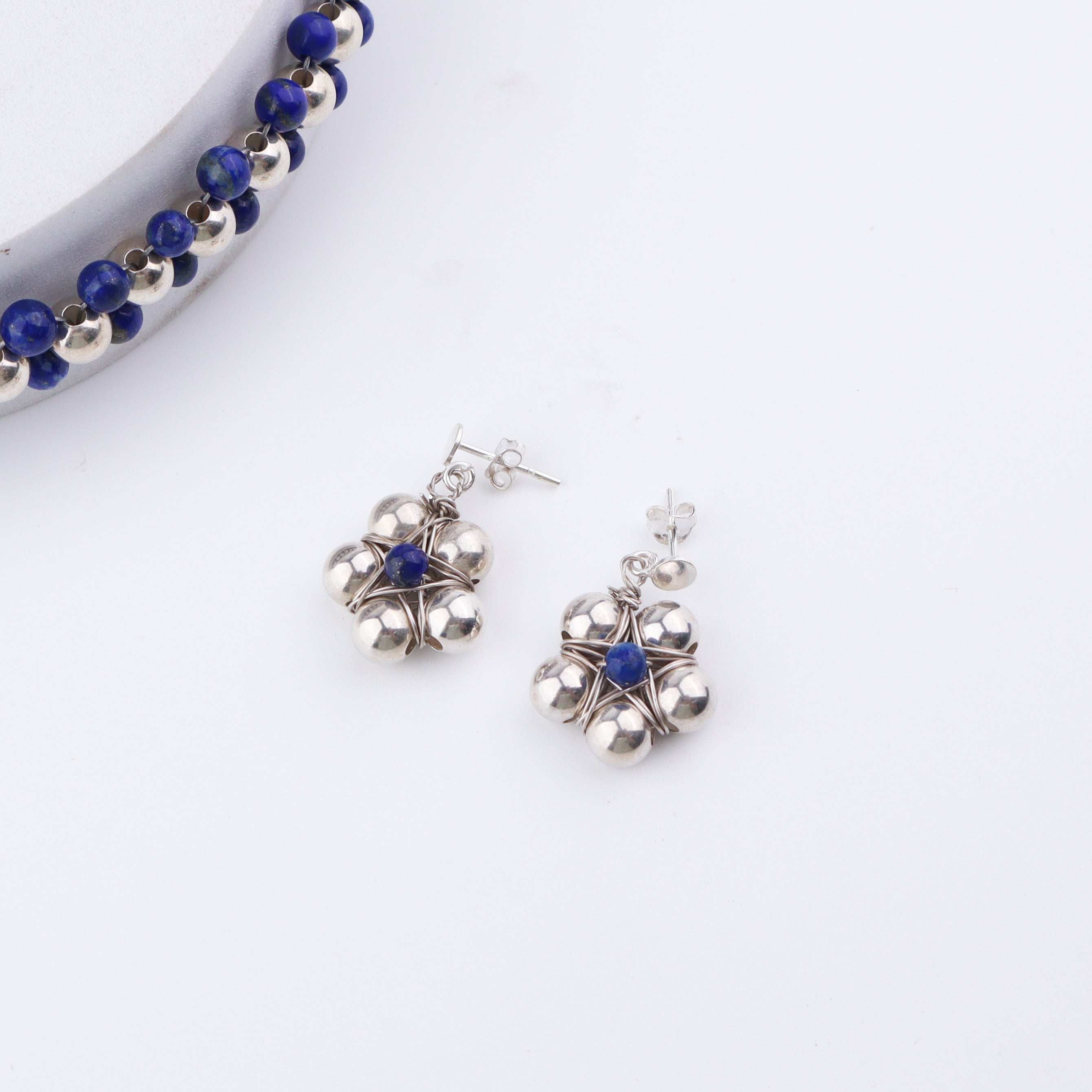 Silver Bead Thushi Set with Lapis Lazuli