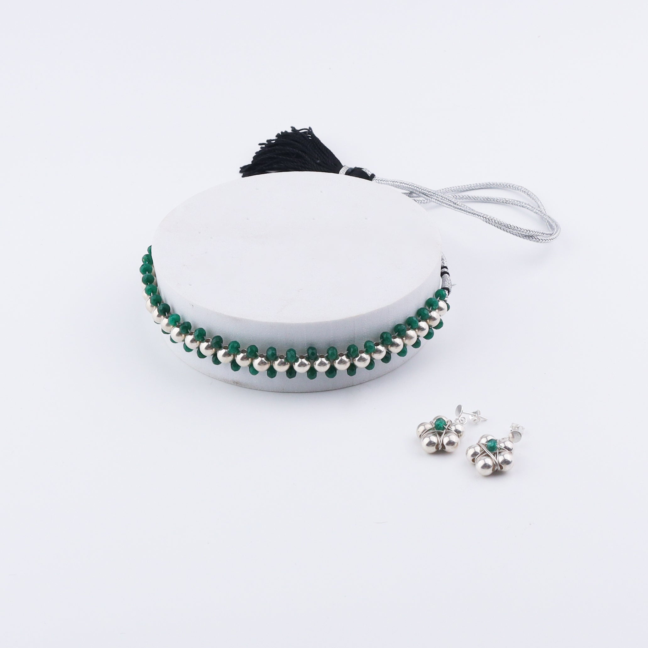 Silver Bead Thushi set with Green Onyx