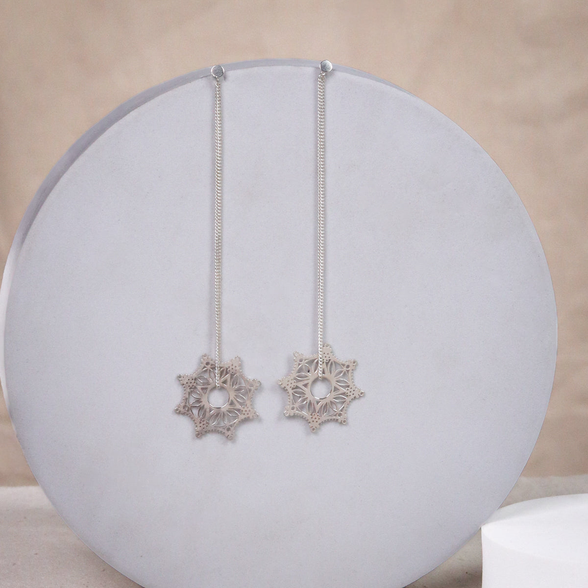 Silver Snowflake Filigree Dangler Earring