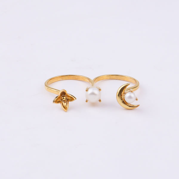 Pearl Moonflower Two-Finger Ring | 22K Gold-Plated
