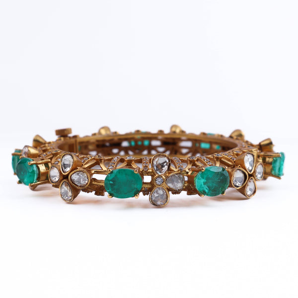Close-up of a 22K gold-plated fashion bangle (single) showcasing intricate detailing, fine craftsmanship, and rich 22K gold plating