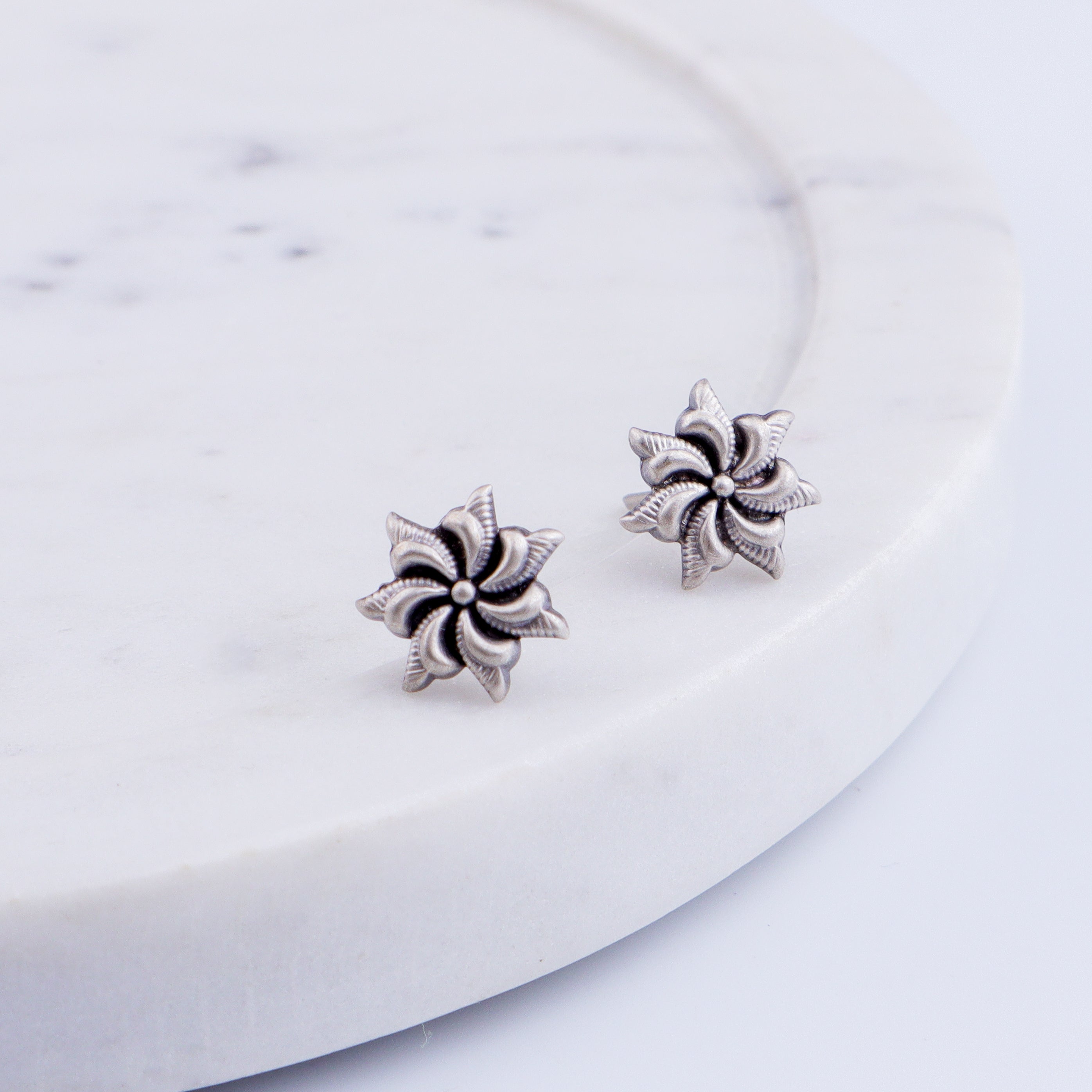 Prajakta Studs
