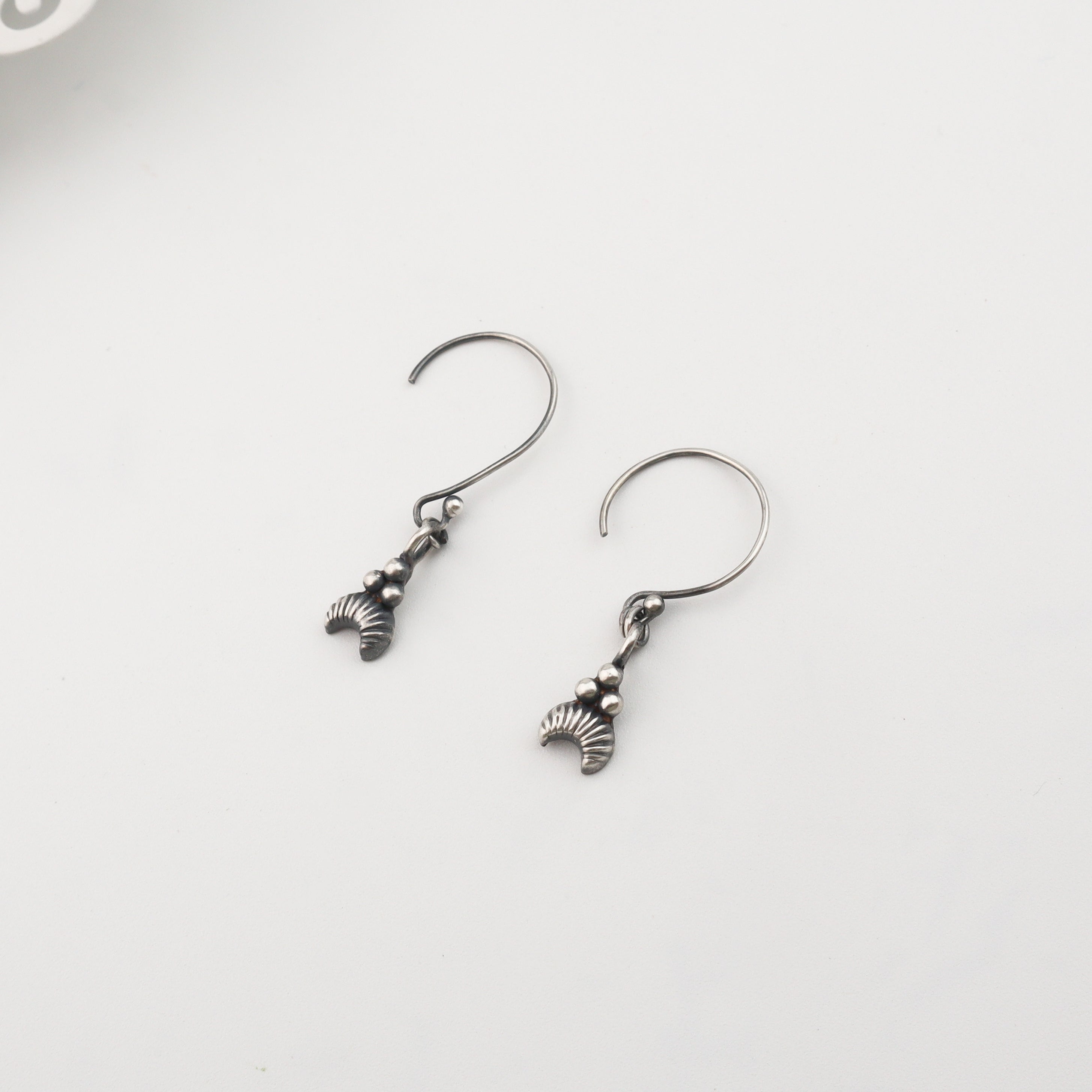 Silver Chandrakor Dangler earring