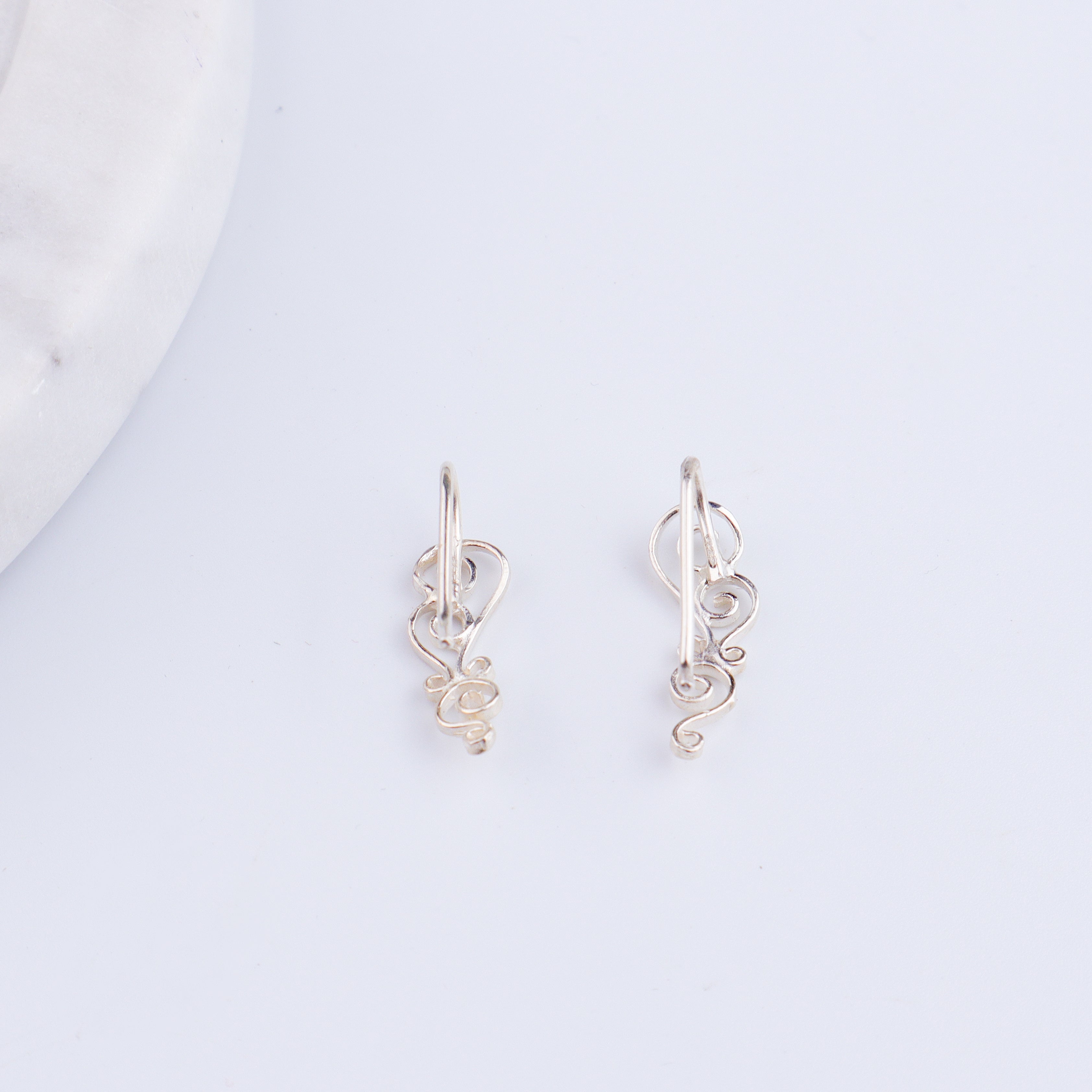 Signature Aadyaa Earcuff