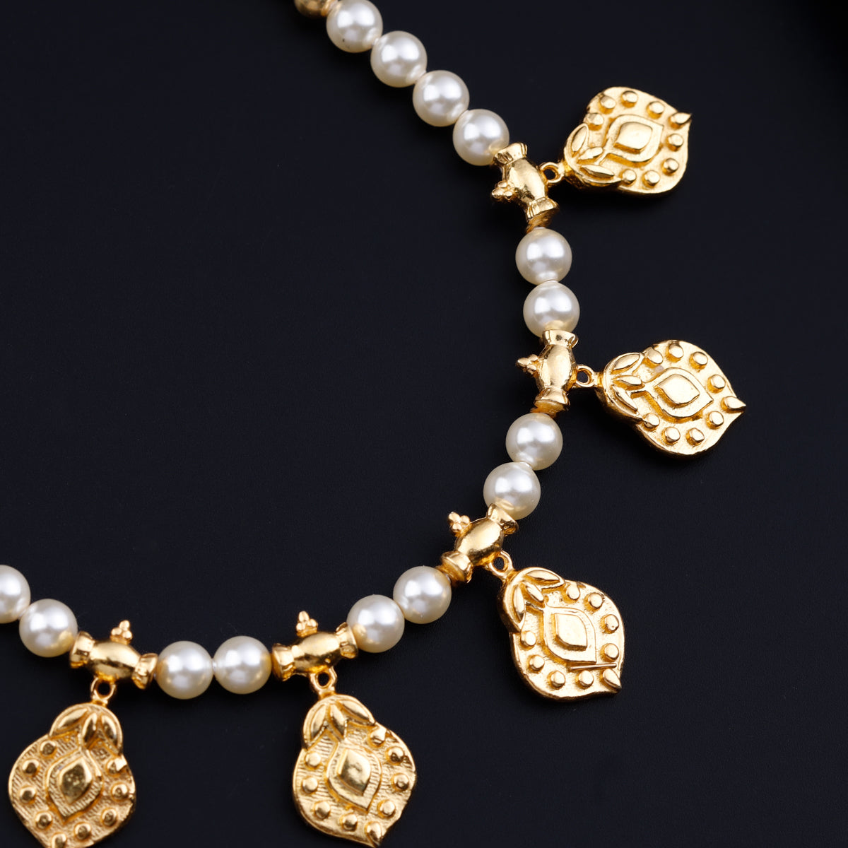 Kamal Kali Saaj Motif |  92.5 Silver | 22K Gold Plated