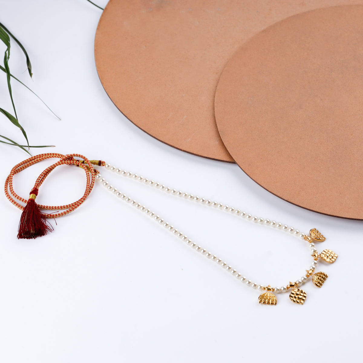 Saaj Motif Gold Plated Necklace with Pearls (Keli & Ananas)