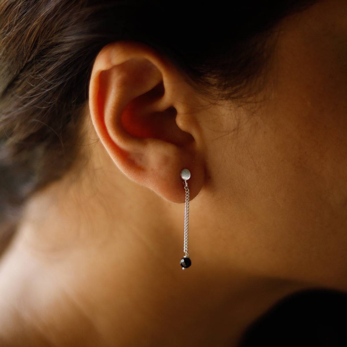 Single Black Spinel Chain Earring