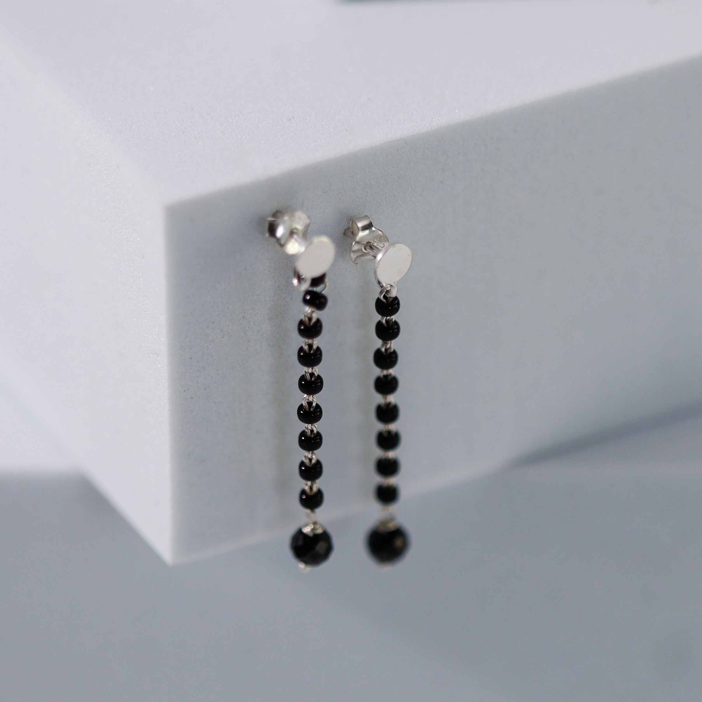 Silver String Earring with Black Spinel