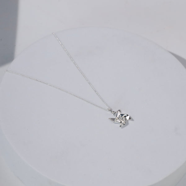 Pinwheel Necklace - Fold collection ( Shiny Silver Finish )