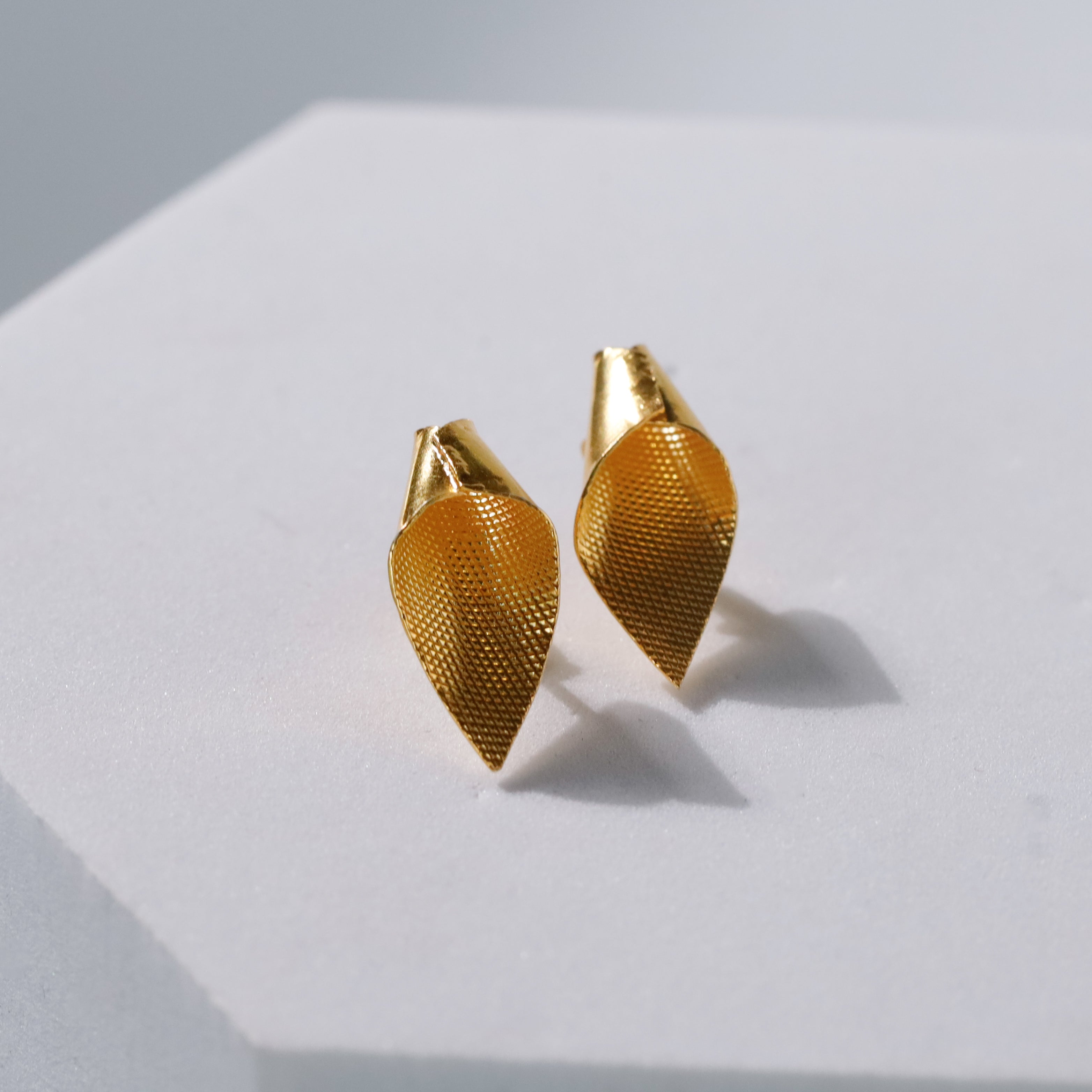 Alice- Fold Earring (Gold Plated)