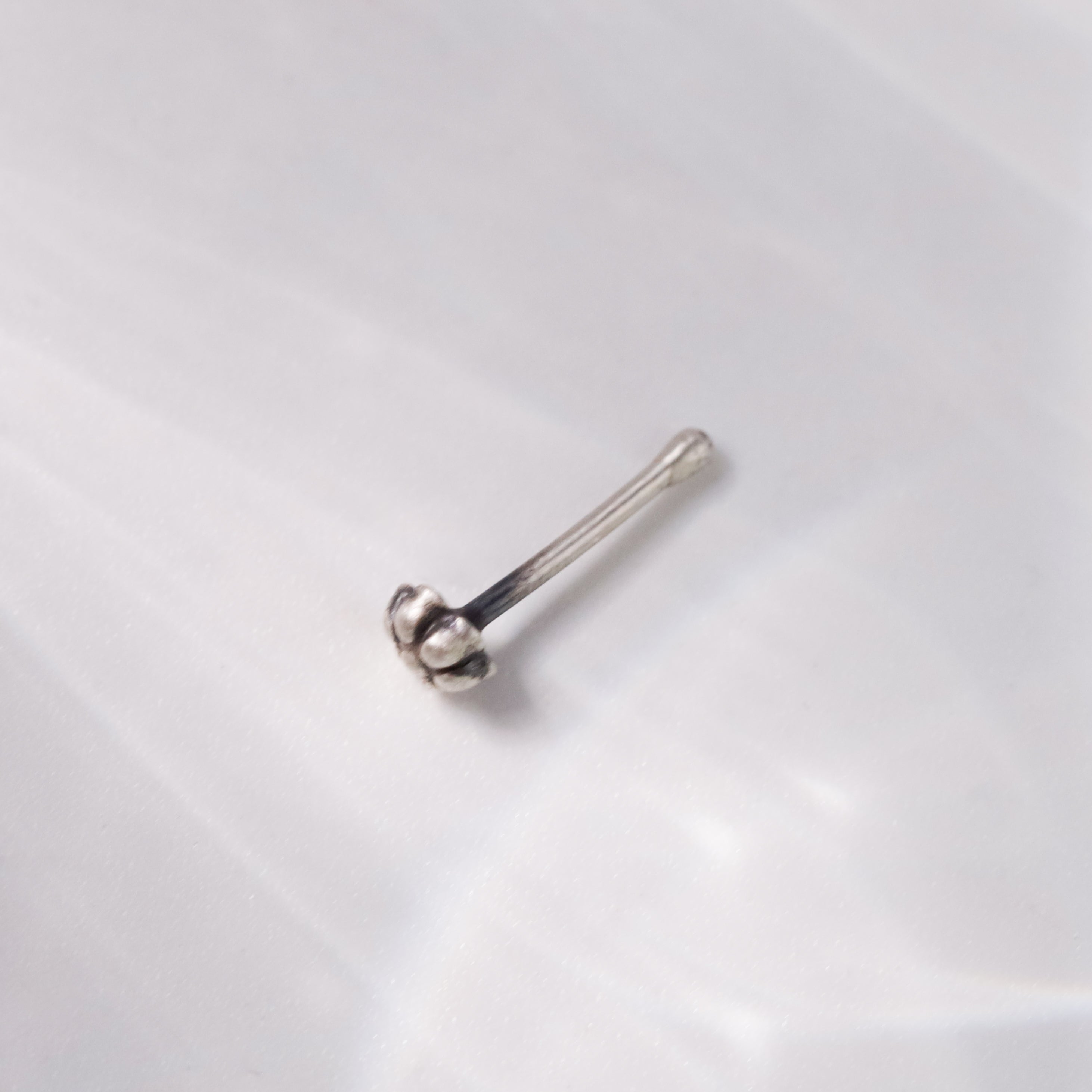Silver Tiny Kudi Nose Pin