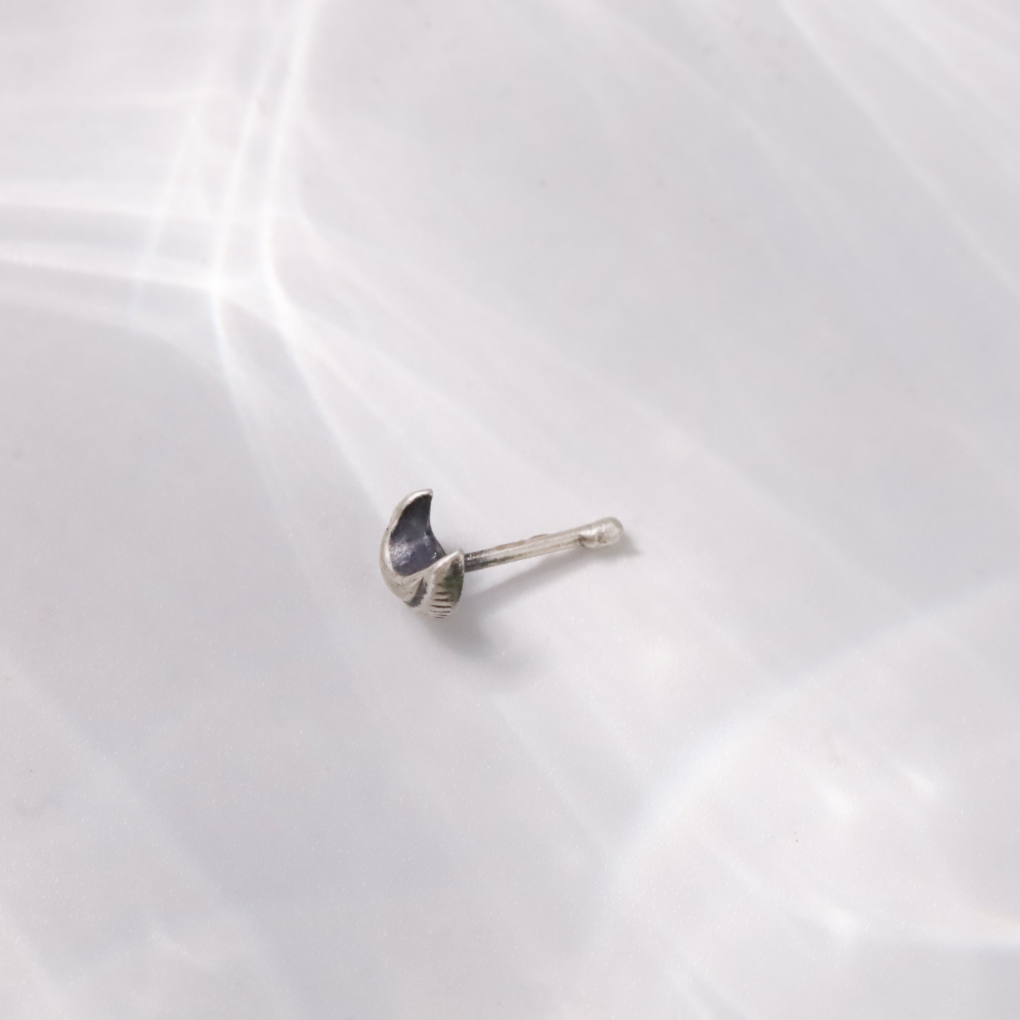 Silver Tiny Textured Chandrakor Nose Pin