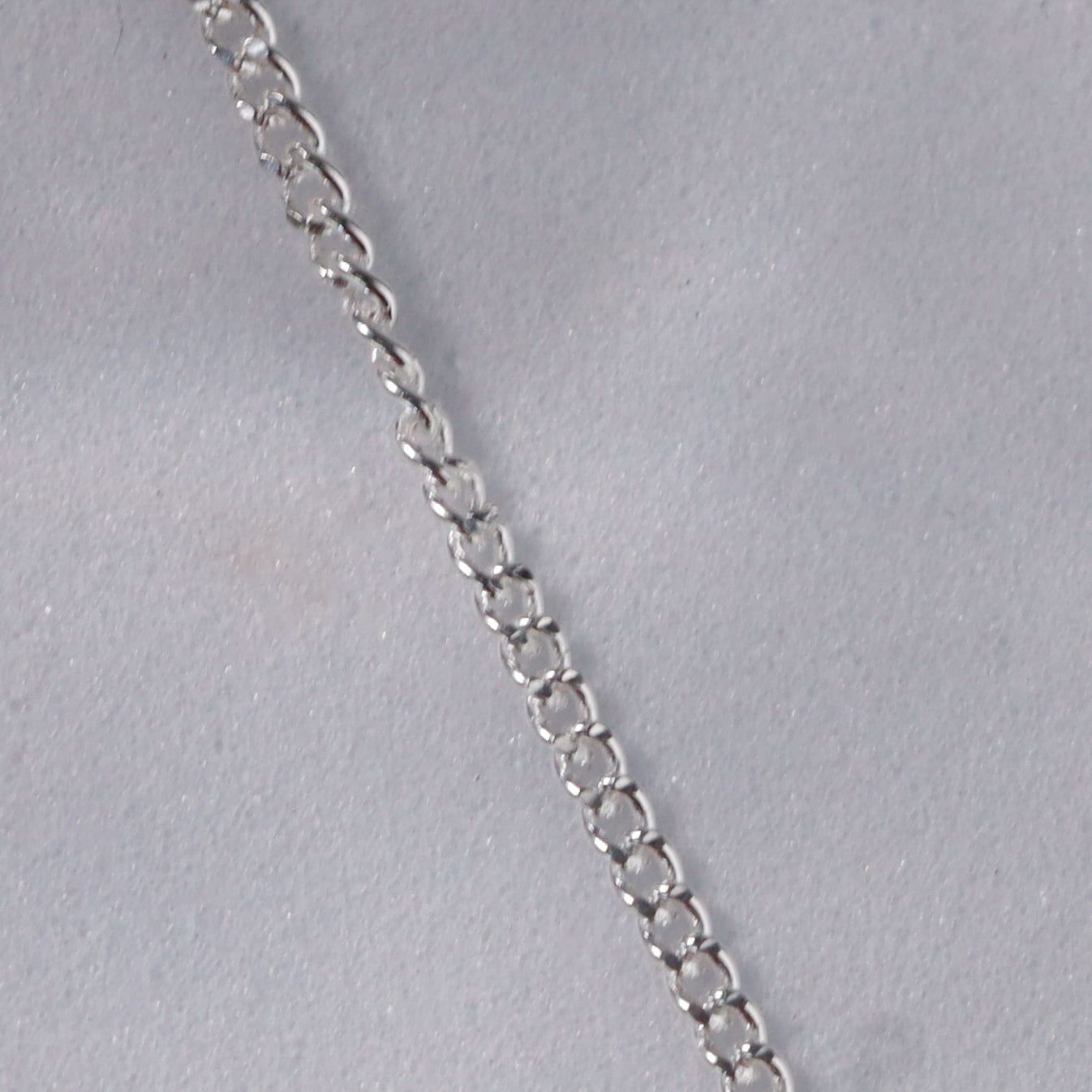 Classic Pearl Chain (White Pearls)