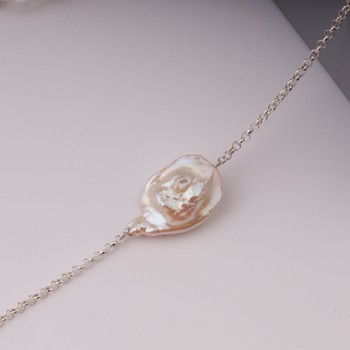 Silver Necklace with Natural Pearl