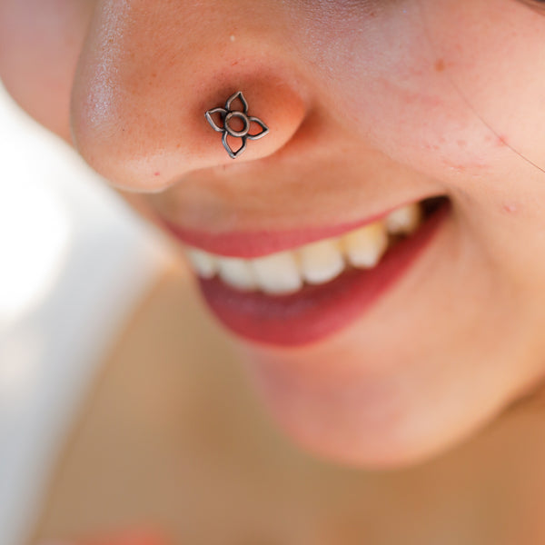 Handmade Silver Flower Nose pin (Pierced)