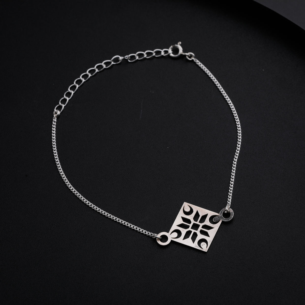 Silver Lazercut Pendant Bracelet
