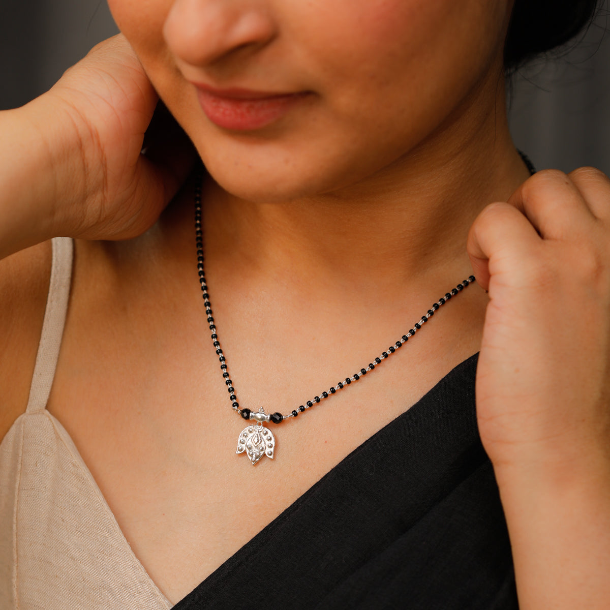 Silver Saaj motif Mangalsutra