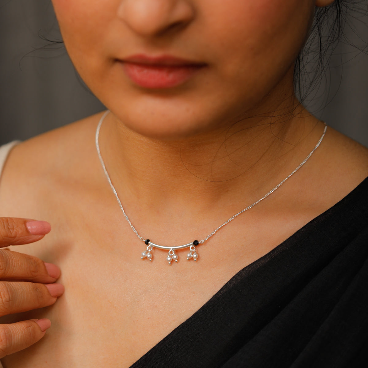 Handmade Silver Mangalsutra : Pearl Latkan with spinels and pipe