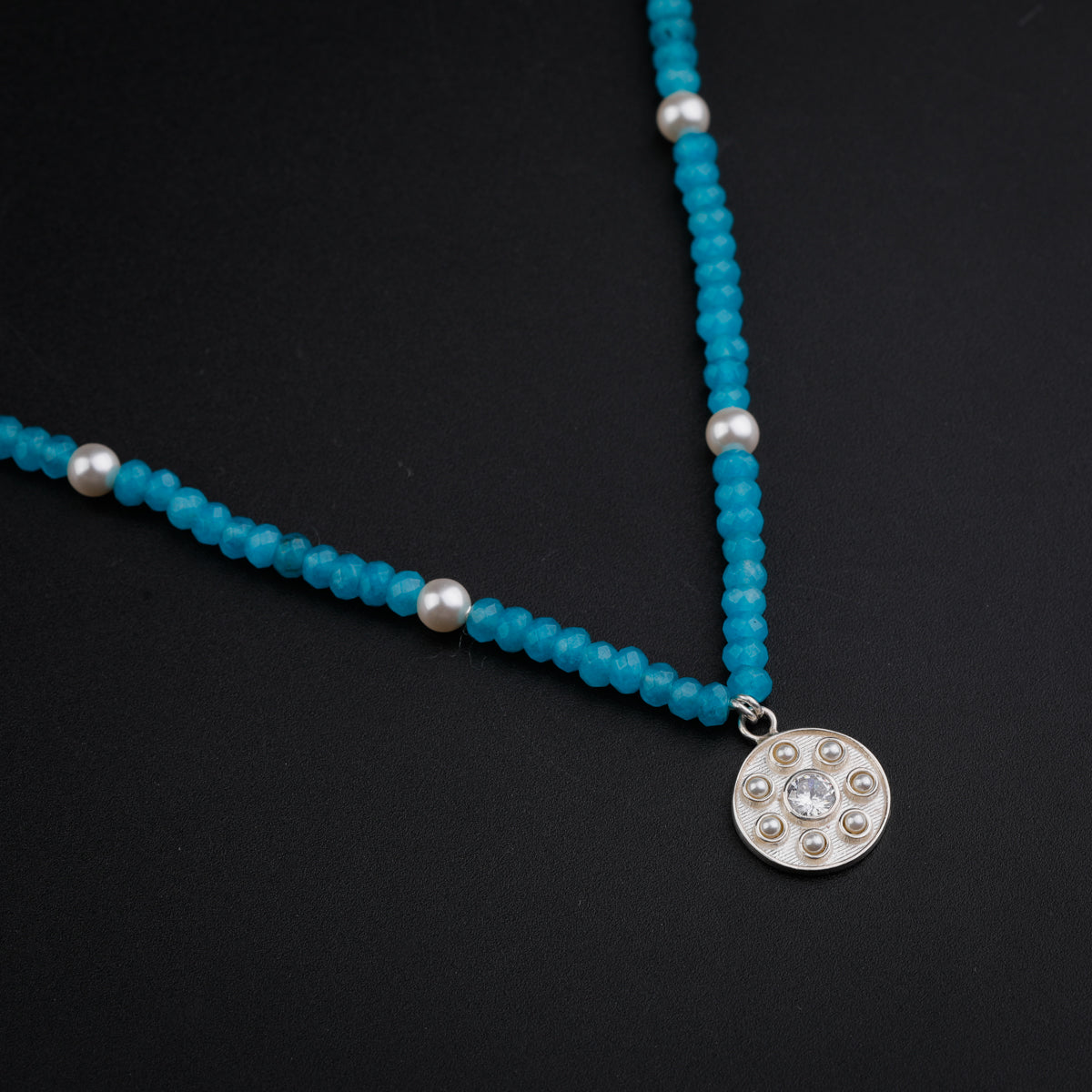 Silver Kundan Pendant Necklace with Pearl and Chalcedony