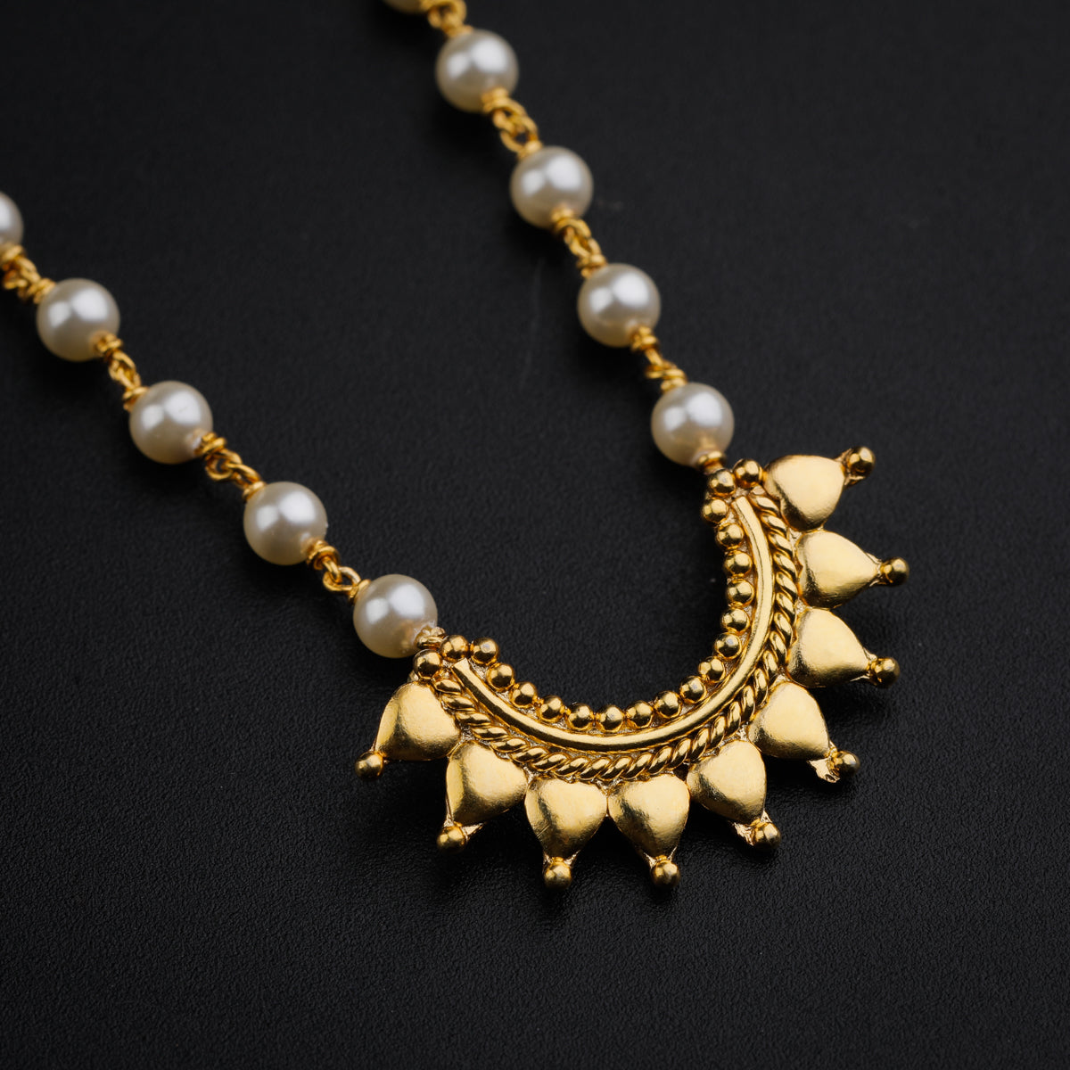 Gold Plated Ghumat Pendant with Pearls Necklace