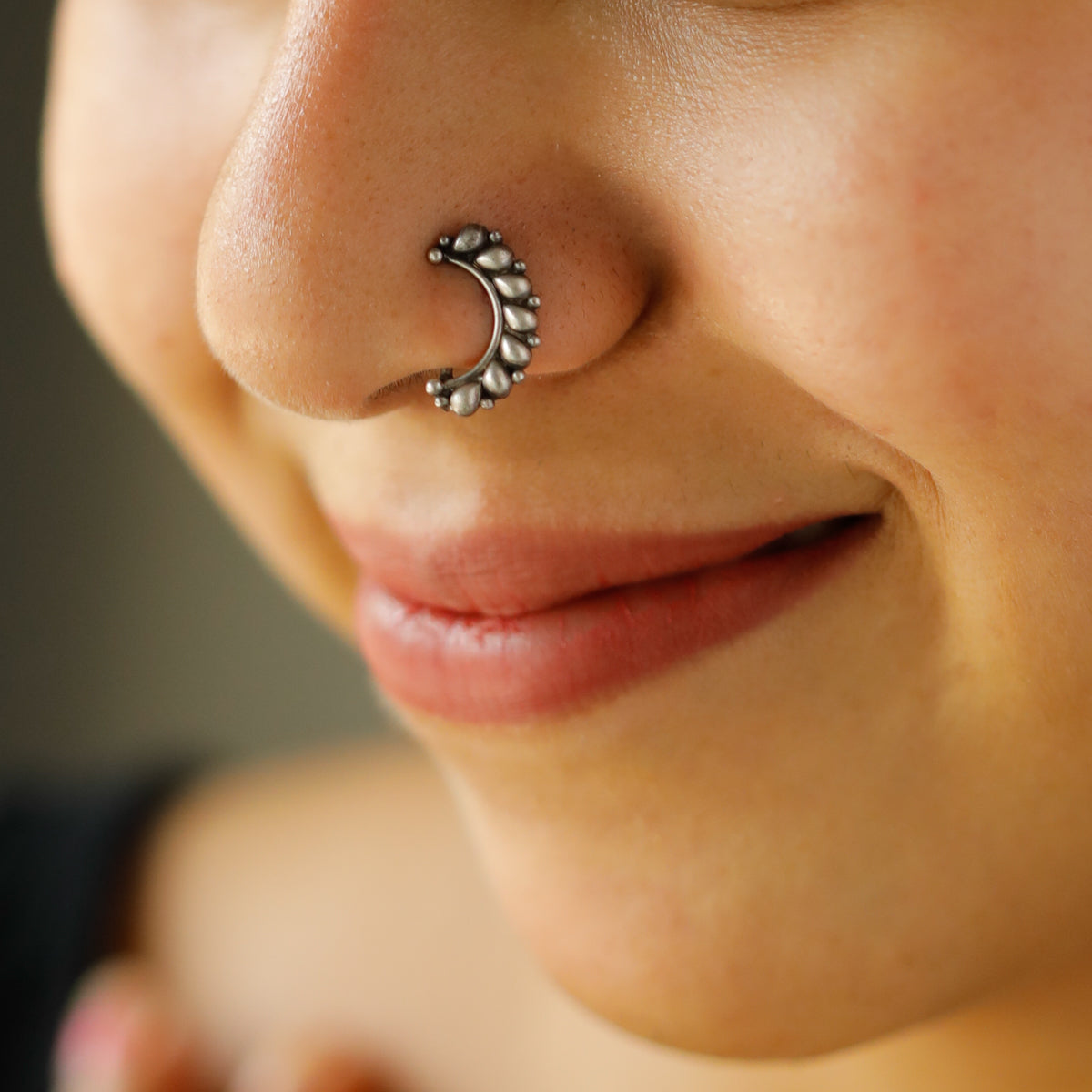 Silver Drop Motif Nath (Right, Clip on)