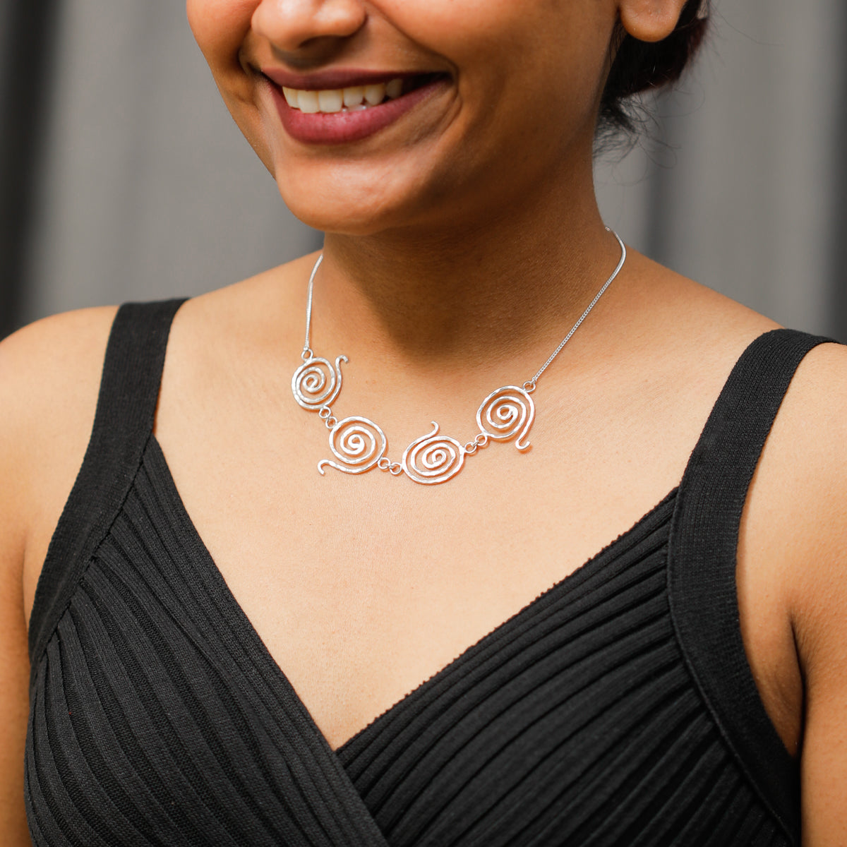 Silver Spiral Pendants Necklace