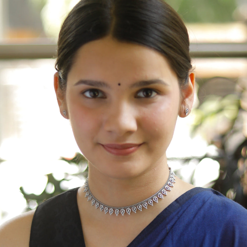 Oxidized Silver Delicate Leaf Set