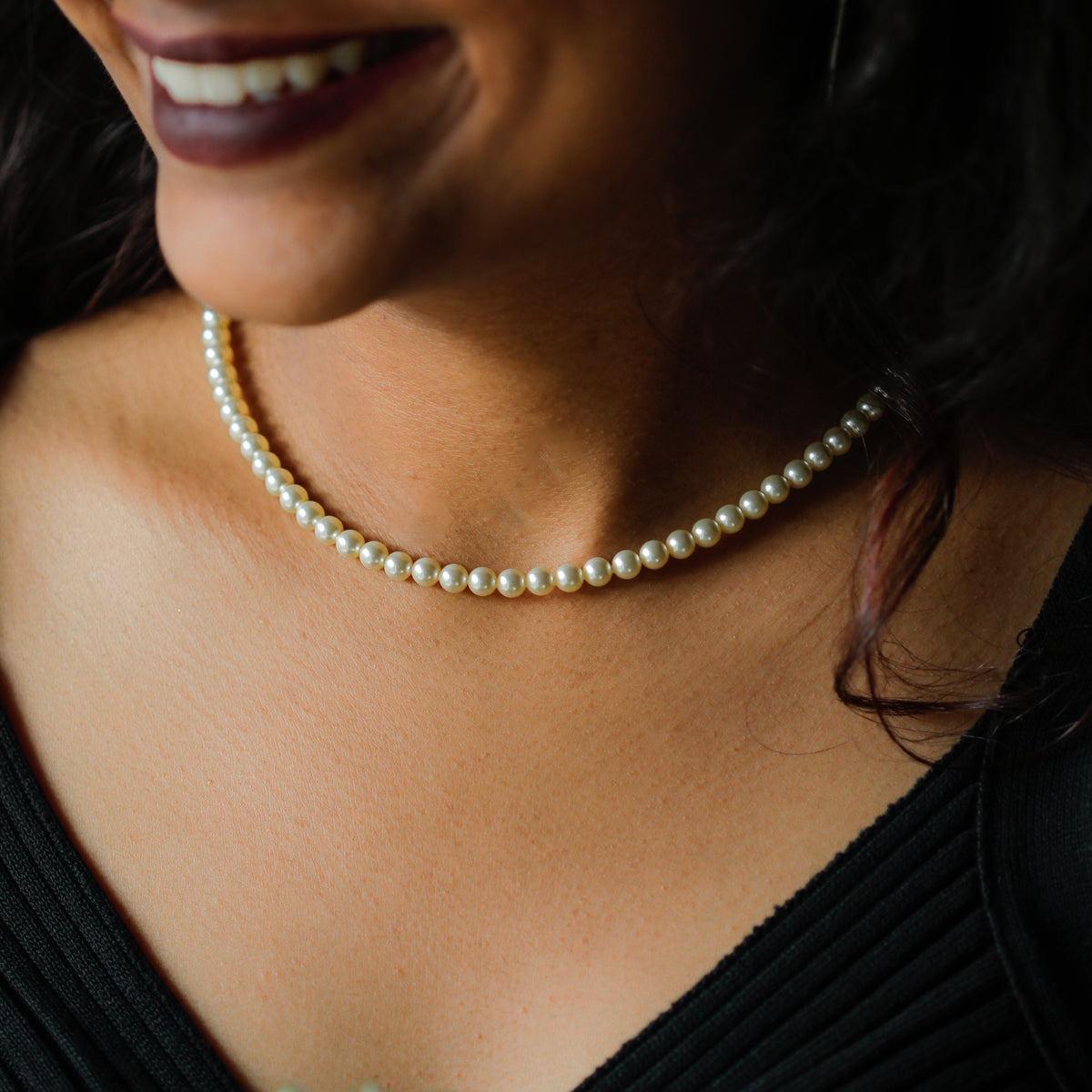 Pearl Beaded Necklace (Cream Pearls: 5 mm)