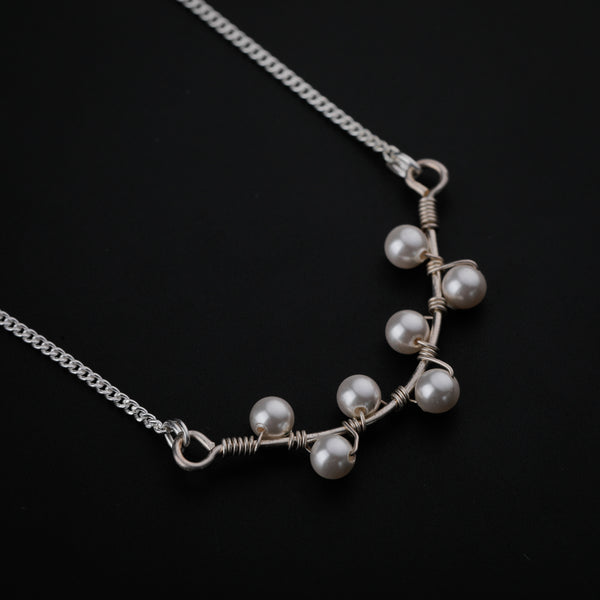 Silver Pearl Motif Chain Necklace