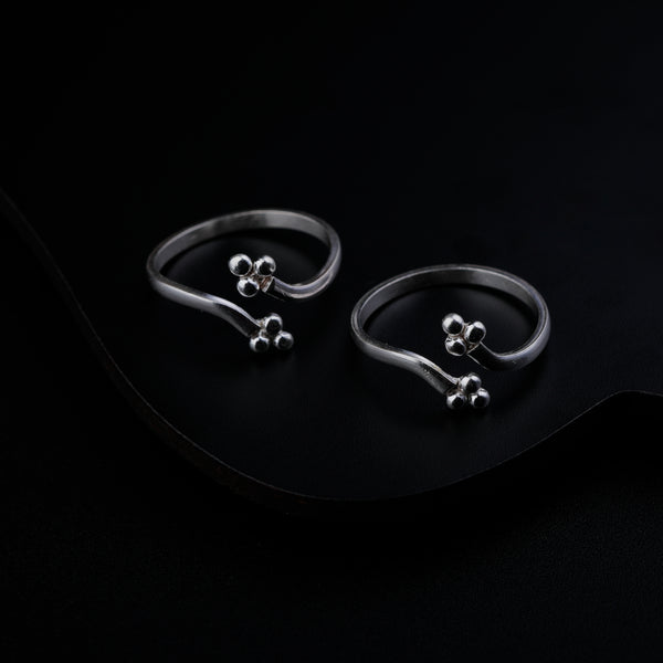 Silver Shiny Delicate Toe Ring