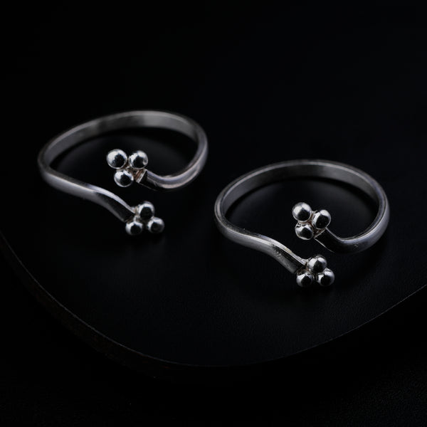 Silver Shiny Delicate Toe Ring