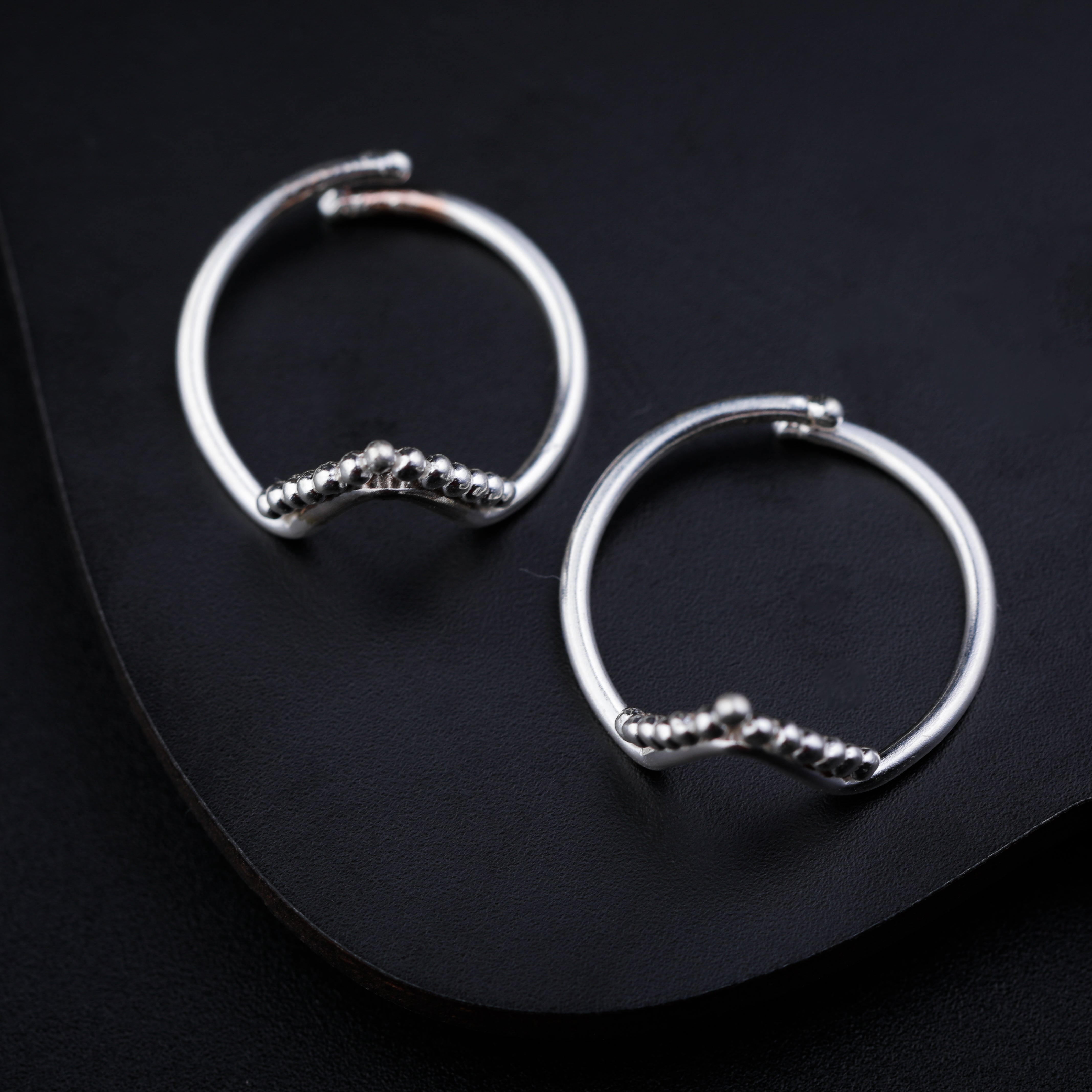 Silver Shiny V Shaped Toe Ring