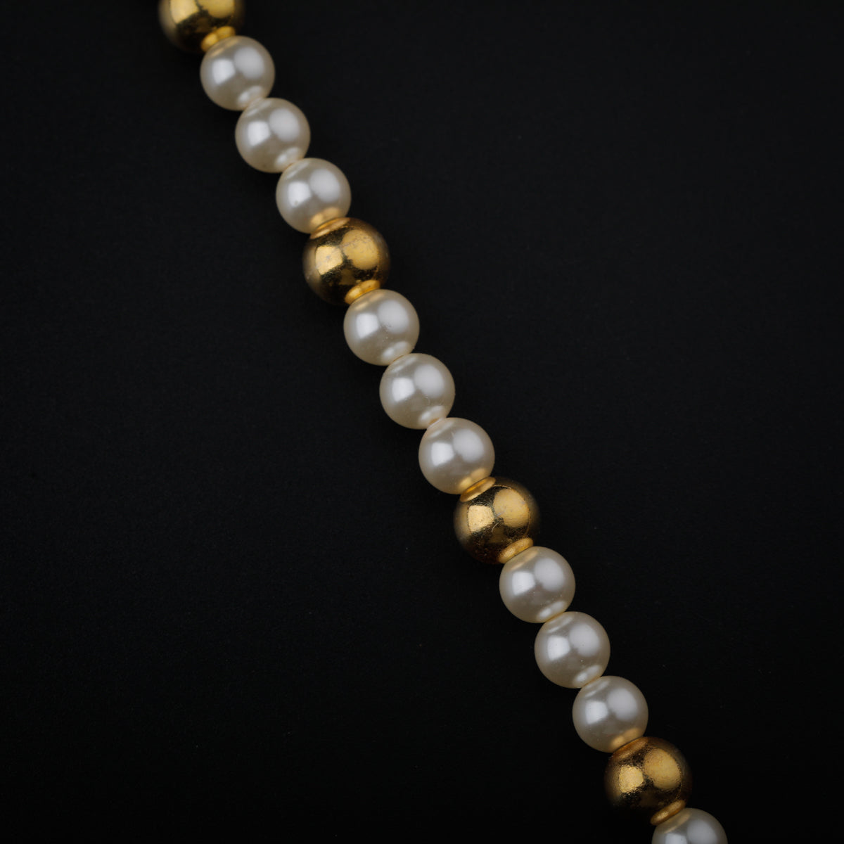 Gold Plated Silver Pearl Necklace with वाडगा (Vadagaa) and बदाम (Badam) Motif