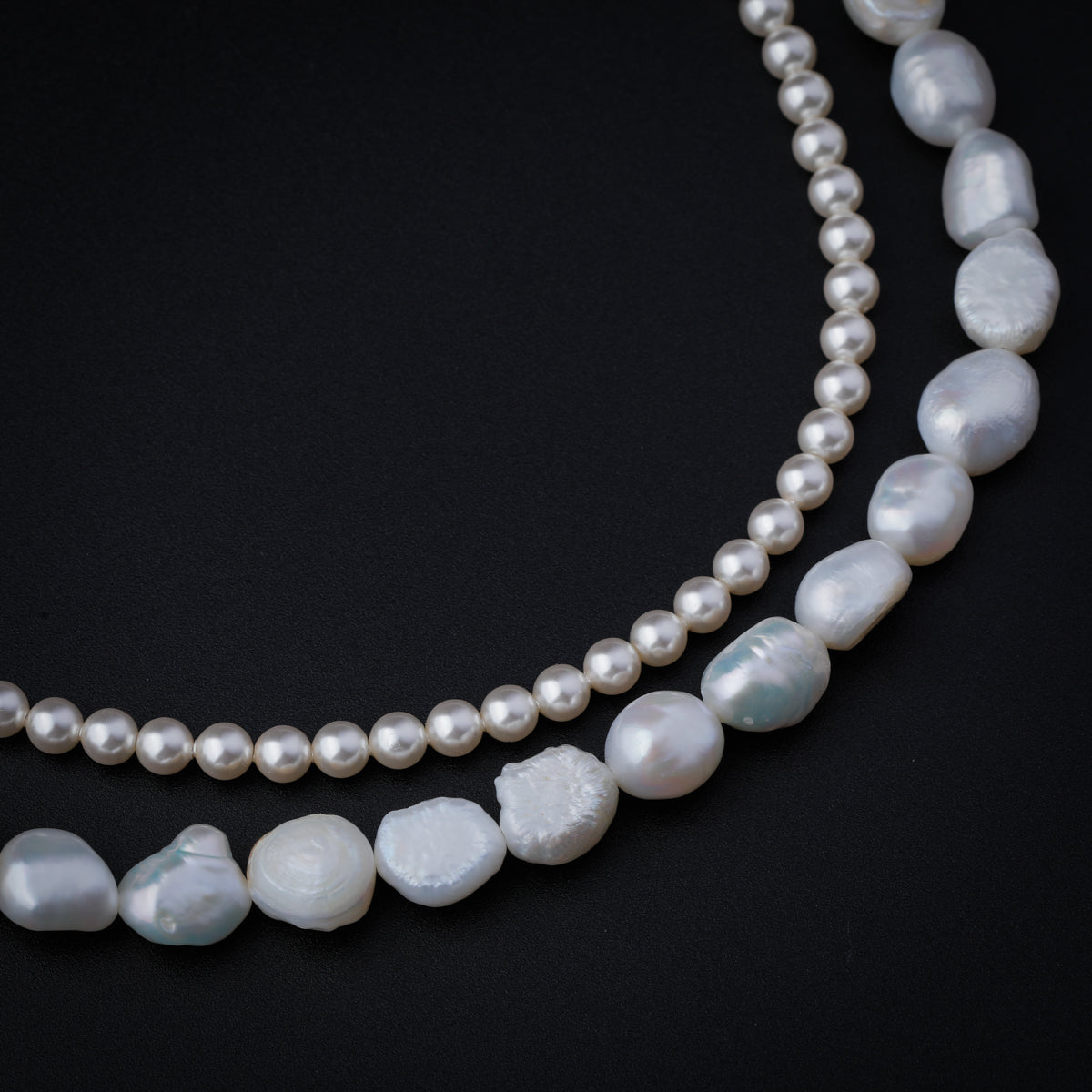 Layered Pearl Necklace with Natural and Round Pearls