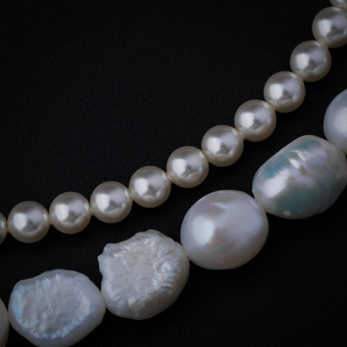 Layered Pearl Necklace with Natural and Round Pearls