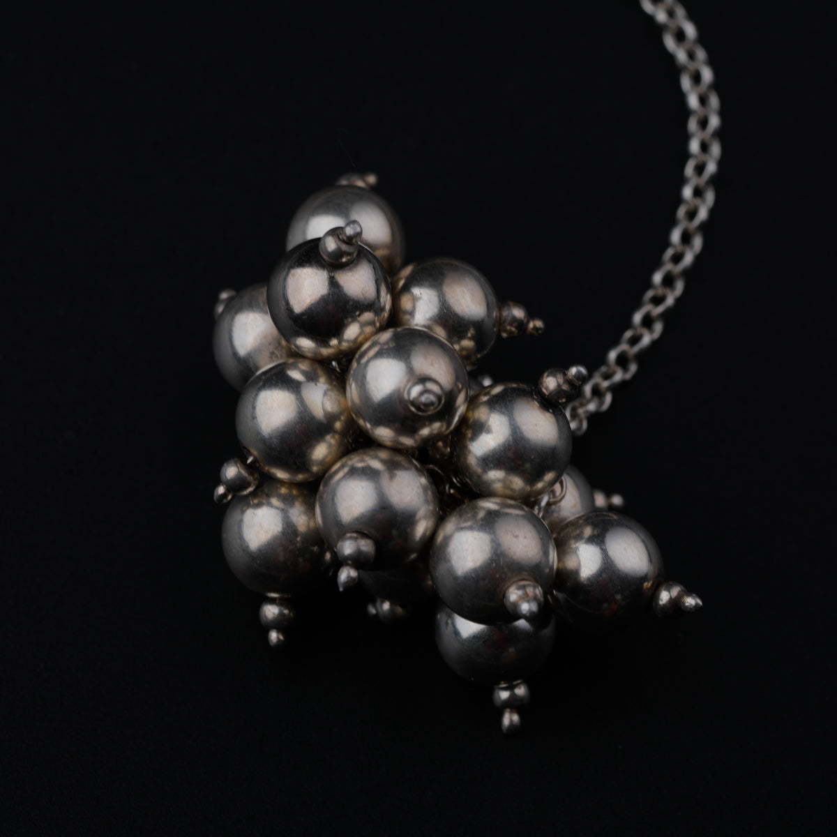 Silver Tie & Wear Necklace with Multicolor Semi-Precious Stones and Silver Beads